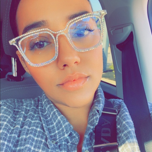 Meet your Posher, Wanda - Picture 1 of 1